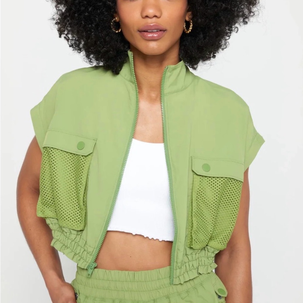 Spiritual Gangster Bridgette Hybrid Zip Vest/Jacket & Shorts - Cactus Green L